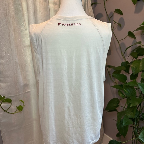 Fabletics Cream Muscle Tee Relaxed Sleeveless - Picture 2 of 8
